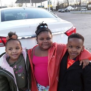 Meet your Posher, Fatima